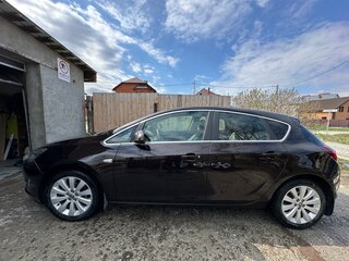 2014 Opel Astra J Рестайлинг, коричневый, 879000 рублей, вид 5