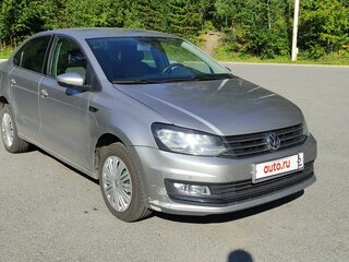2019 Volkswagen Polo V Рестайлинг, серебристый, 800000 рублей, вид 3