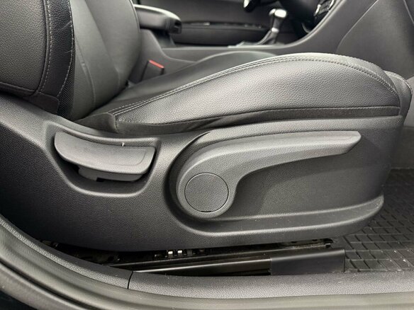 2018 Kia Optima IV Рестайлинг, чёрный, 2360000 рублей - вид 20