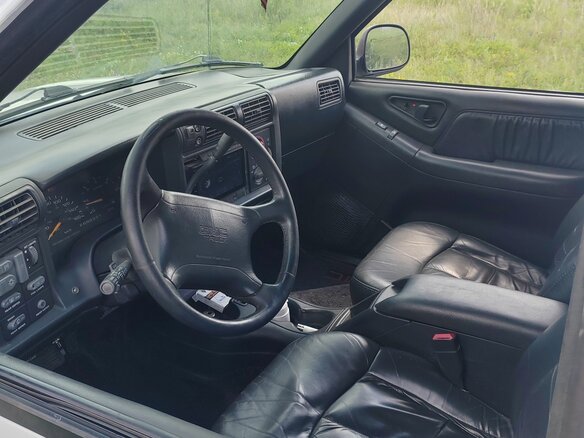 1996 GMC Jimmy I, белый, 320000 рублей - вид 2