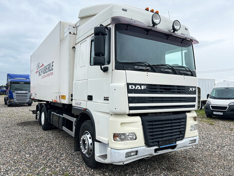 2004 DAF XF 95, белый, 3100000 рублей, вид 4