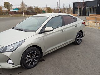 2020 Hyundai Solaris II Рестайлинг, серый, 1800000 рублей, вид 2