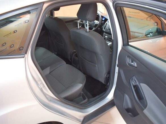 2011 Ford Focus III, серебристый - вид 10
