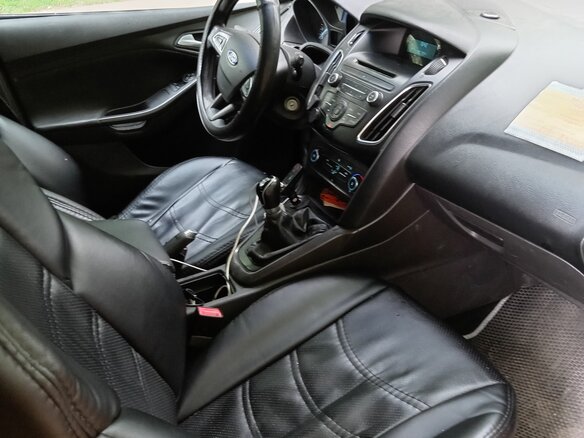 2016 Ford Focus III Рестайлинг, жёлтый - вид 14