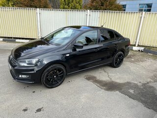 2017 Volkswagen Polo V Рестайлинг, чёрный, 1250000 рублей, вид 1