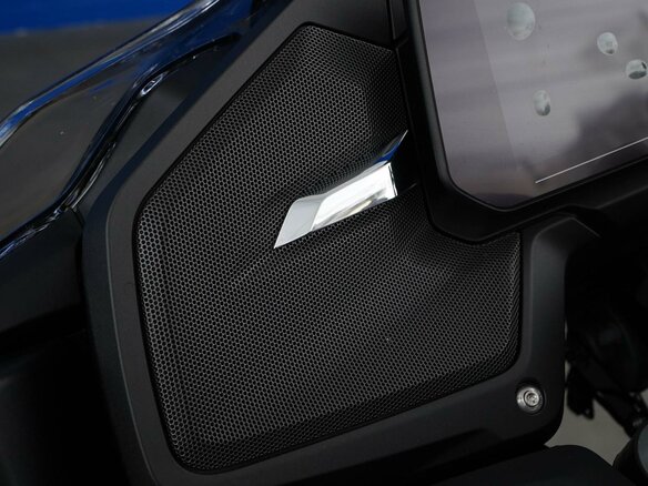 2024 BMW R 1250 RT, чёрный, 2699077 рублей - вид 12