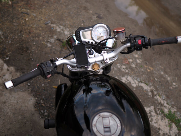 2010 Triumph Speed Triple, чёрный, 330000 рублей - вид 2