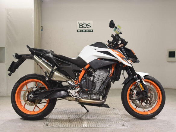 2021 KTM 890 Duke R, белый, 900000 рублей