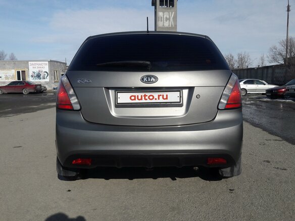 2011 Kia Rio II Рестайлинг, серый - вид 3