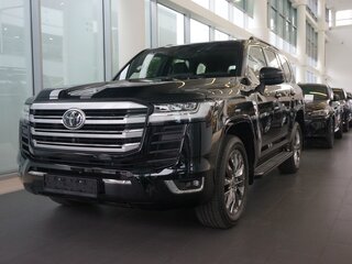 2023 Toyota Land Cruiser 300 Series, чёрный, 13900000 рублей, вид 3