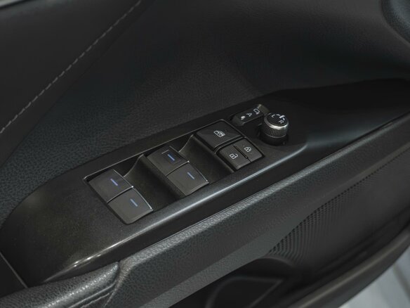 2021 Toyota Camry VIII (XV70) Рестайлинг, коричневый, 2350000 рублей - вид 20