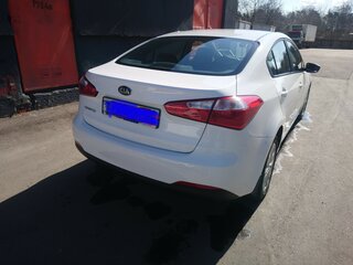 2014 Kia Cerato III, белый, 1150000 рублей, вид 4
