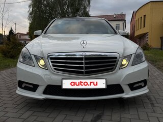 2011 Mercedes-Benz E-Класс 300 IV (W212, S212, C207), белый, 1499999 рублей, вид 2