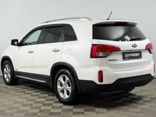 2014 Kia Sorento II Рестайлинг, белый, 1524500 рублей, вид 2