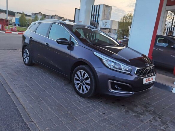 2017 Kia Ceed II Рестайлинг, серый, 1400000 рублей - вид 6