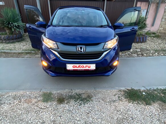2018 Honda Freed II, синий, 1696000 рублей - вид 3