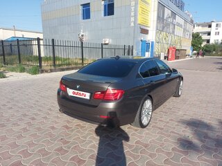 2011 BMW 5 серии 523i VI (F10/F11/F07), коричневый, 1300000 рублей, вид 4