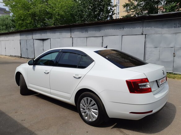 2018 Skoda Octavia III (A7) Рестайлинг, белый - вид 7