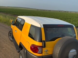 2015 Toyota FJ Cruiser, жёлтый, 5100000 рублей, вид 2