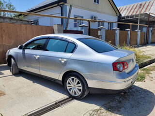 2010 Volkswagen Passat B6, серебристый, 500000 рублей, вид 3