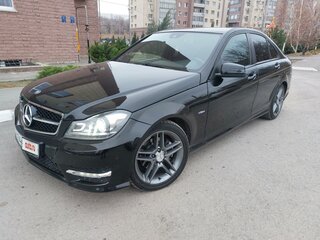 2012 Mercedes-Benz C-Класс 180 BlueEFFICIENCY III (W204) Рестайлинг, чёрный, 1400000 рублей, вид 1