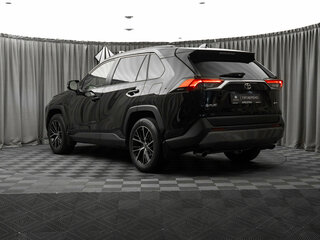 2020 Toyota RAV4 V (XA50), чёрный, 2995000 рублей, вид 4
