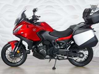 2024 Honda NT1100, красный, 1577000 рублей, вид 2