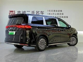 2025 BYD Xia (M9) 20.39 kWh, чёрный, 4050000 рублей, вид 2