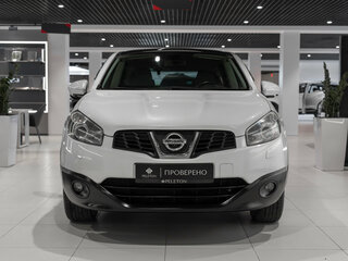 2013 Nissan Qashqai I Рестайлинг, белый, 995000 рублей, вид 3
