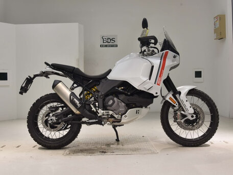 2022 Ducati DesertX, белый, 1500000 рублей, вид 2