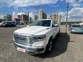 2018 Ram 1500 Crew Cab V, белый, 6050000 рублей - вид 1