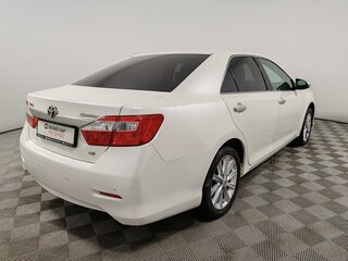 2013 Toyota Camry VII (XV50), белый, 1220000 рублей, вид 5