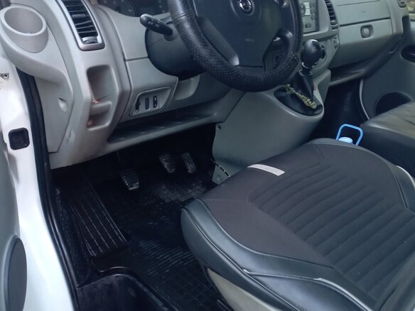 2008 Opel Vivaro, белый, 1300000 рублей - вид 10