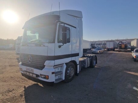 2000 Mercedes-Benz Actros, белый, 1500000 рублей, вид 2