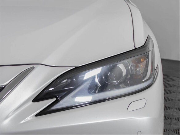 2019 Lexus ES 250 VII, белый - вид 8