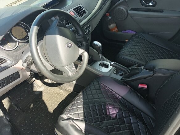 2011 Renault Megane III, чёрный, 655000 рублей - вид 4