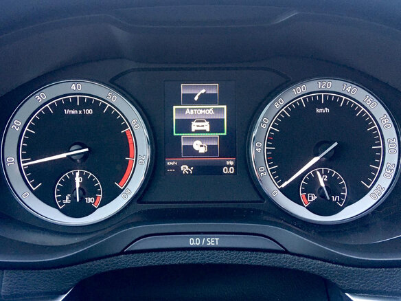 2020 Skoda Karoq I, белый - вид 6