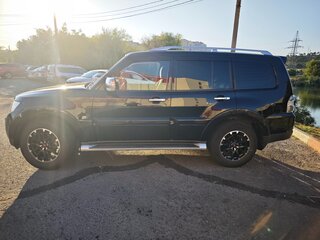 2008 Mitsubishi Pajero IV, чёрный, 1500000 рублей, вид 5