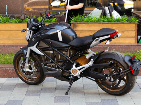 2024 Zero SR/F, чёрный, 2294700 рублей, вид 3