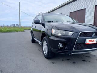 2010 Mitsubishi Outlander II Рестайлинг, чёрный, 1100000 рублей, вид 4