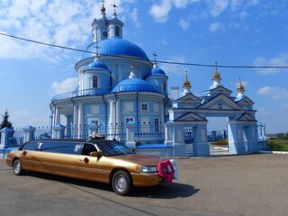 1998 Lincoln Town Car III, золотистый, 700000 рублей, вид 2