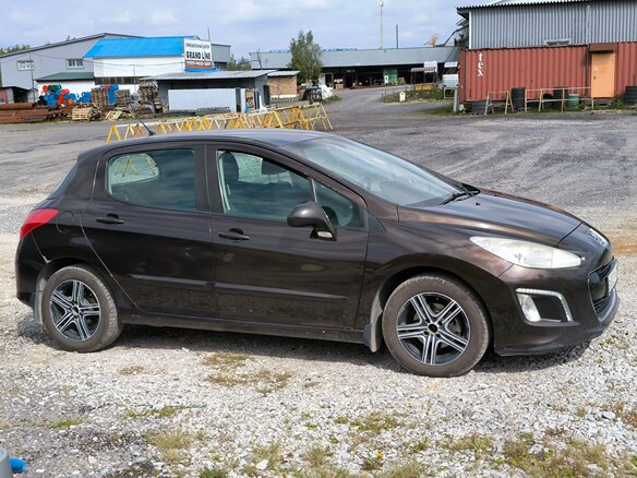 2011 Peugeot 308 I Рестайлинг, коричневый, 580000 рублей - вид 24