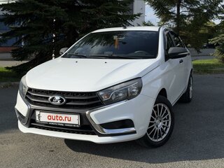 2017 Lada (ВАЗ) Vesta I, белый, 900000 рублей, вид 1