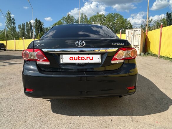 2011 Toyota Corolla X (E140, E150) Рестайлинг, чёрный, 1150000 рублей - вид 2