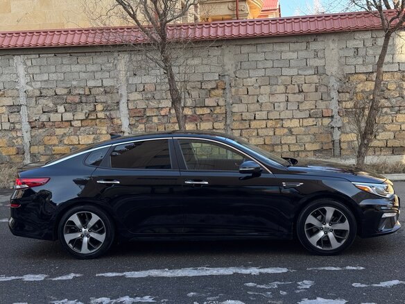2020 Kia Optima IV Рестайлинг, чёрный, 2050000 рублей - вид 6