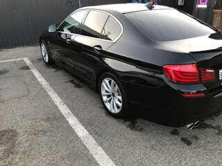 2012 BMW 5 серии 528i xDrive VI (F10/F11/F07), чёрный, 1600000 рублей, вид 4