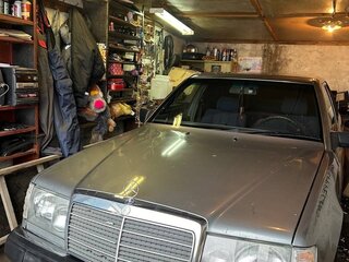 1988 Mercedes-Benz W124 260, серый, 450000 рублей, вид 3
