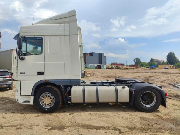 2017 DAF XF 105, белый, 6300000 рублей - вид 3