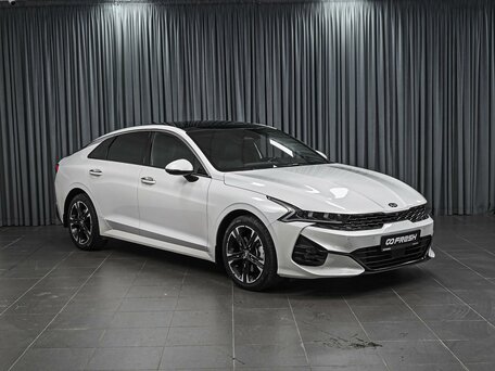 Kia K5 III