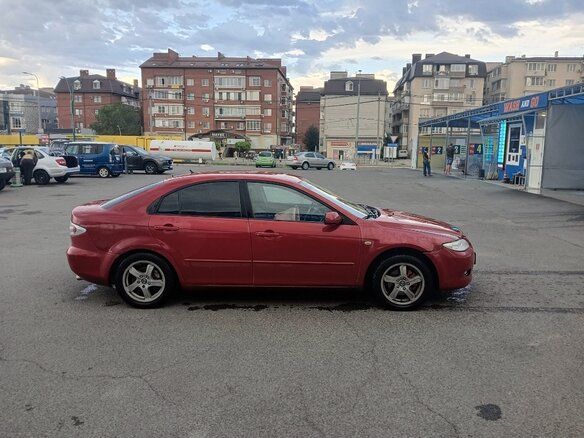 2004 Mazda 6 I (GG), красный, 550000 рублей - вид 1